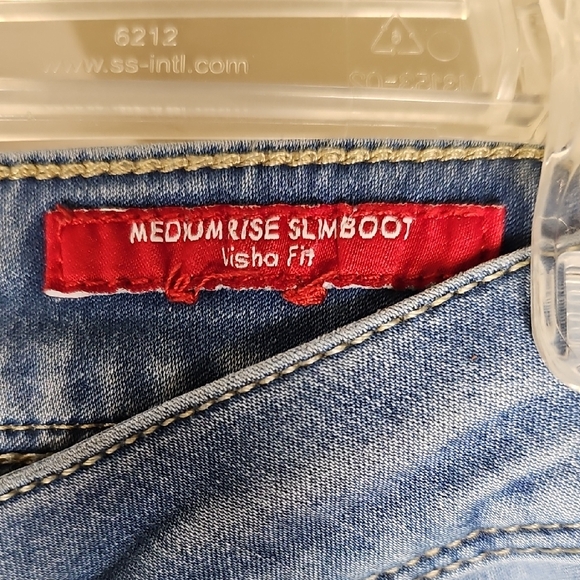 Guess "Visha Fit" Medium Rise Slim Boot Light Wash Jeans Women's 28 - Picture 4 of 10